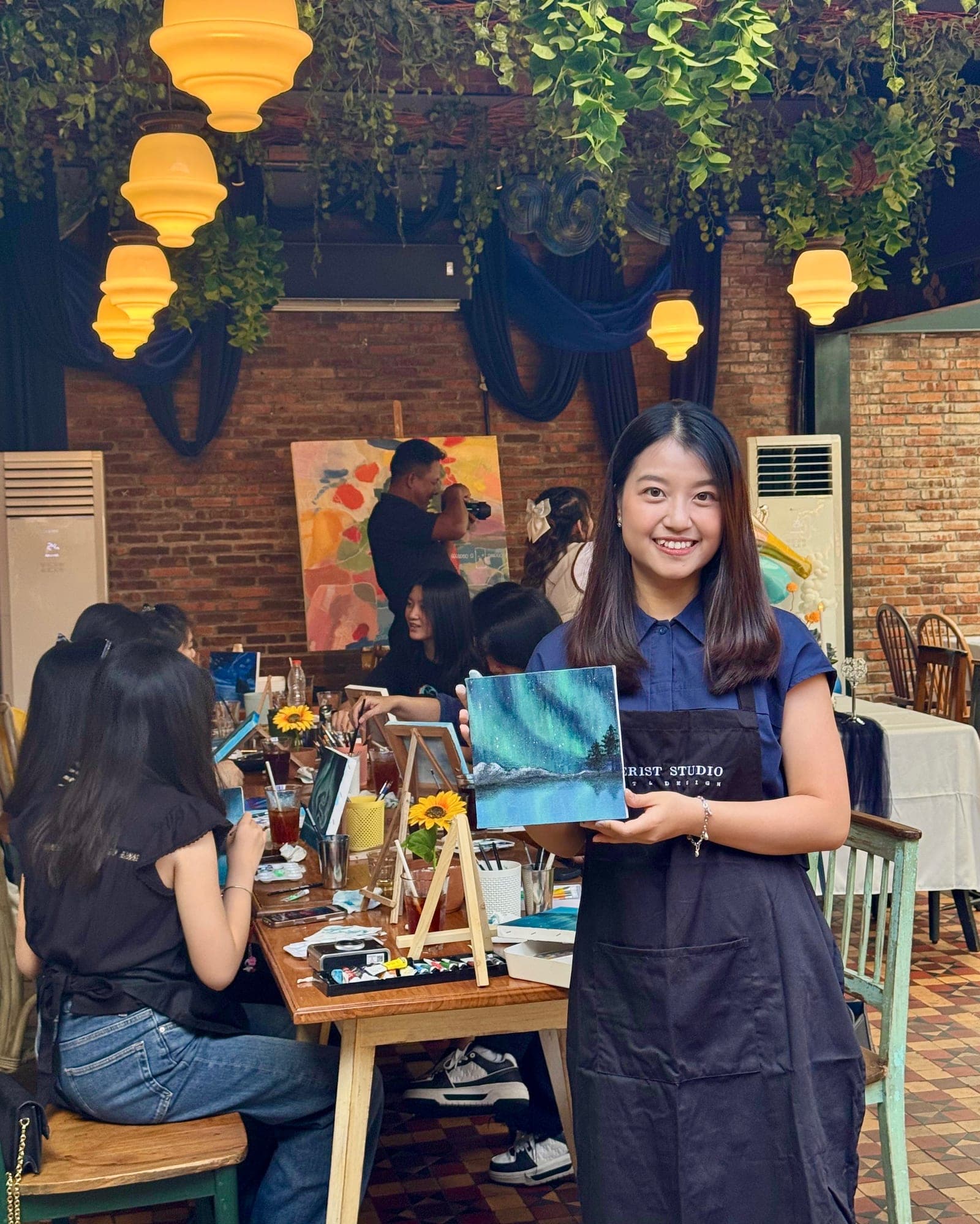  — Glow in The Dark Painting Workshop x Onni House x Zerist Studio